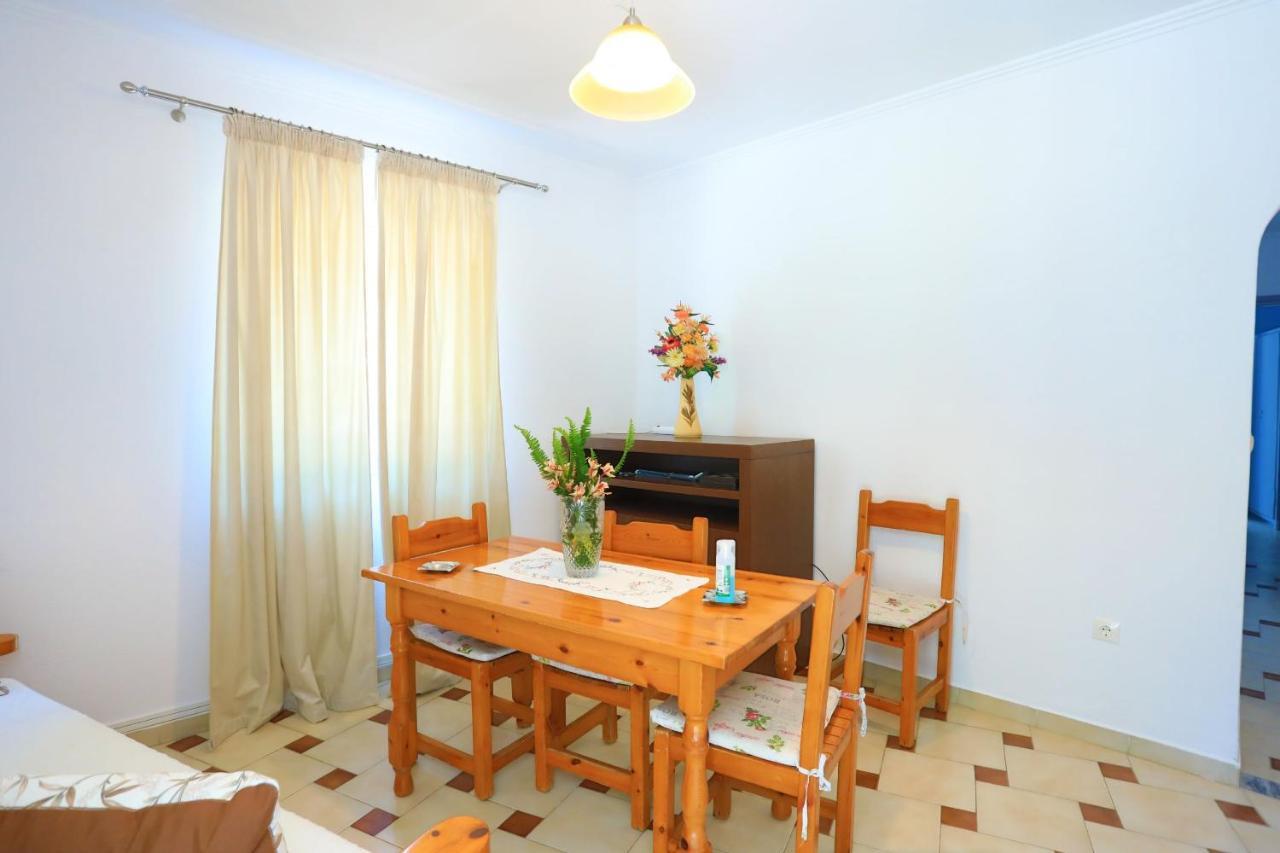 ניסקי Alexandra Apartment מראה חיצוני תמונה